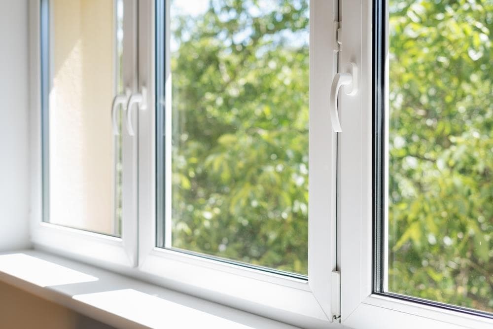 Cómo mejorar el aislamiento térmico y acústico con las ventanas de aluminio y PVC