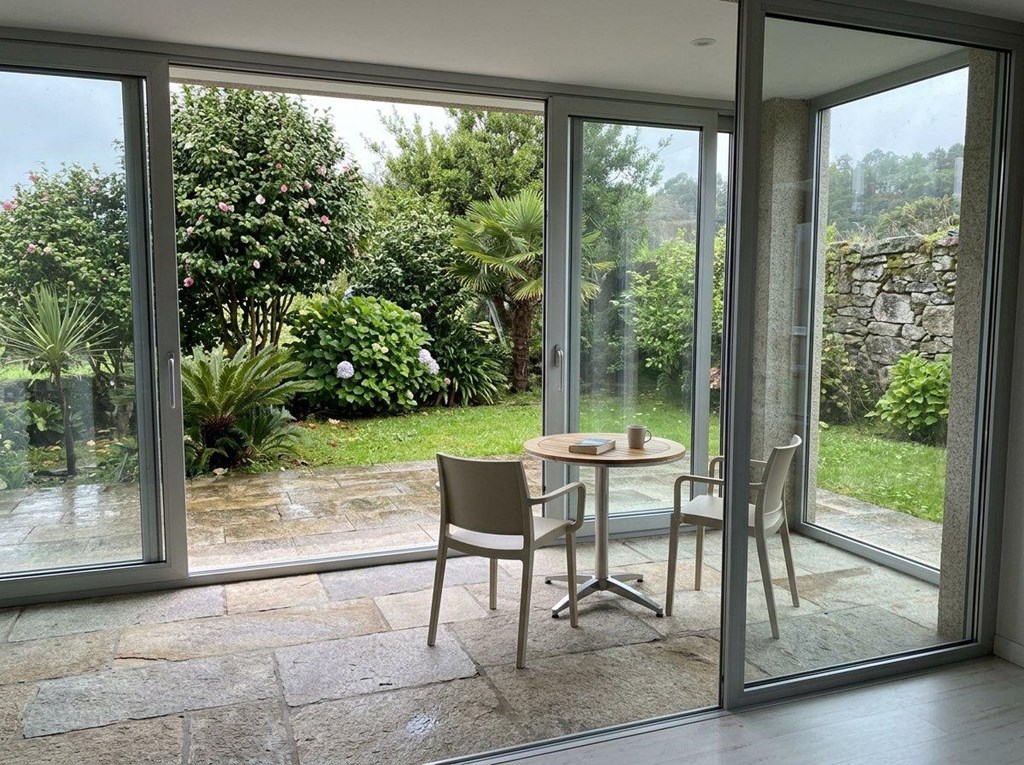 Foto 1 Cerramientos de terrazas, porches y balcones en Nigrán