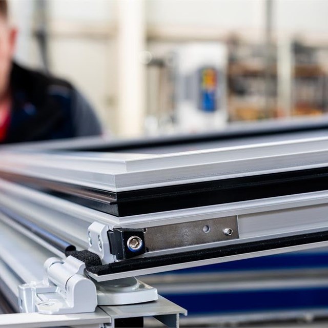 Despídete del ruido con ventanas de PVC de alta calidad