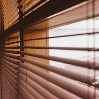 Elimina el calor de tu vivienda instalando soluciones de protección solar
